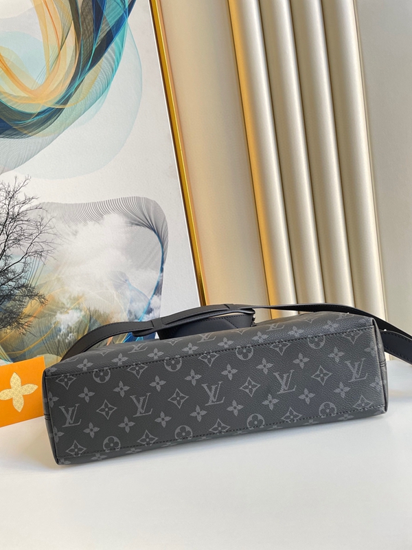 ルイヴィトンバッグ側面デザイン